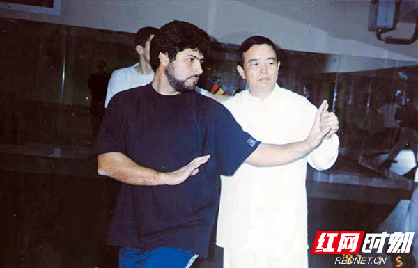 微信图片_20210106094747.jpg 微信图片_20210106094747.jpg