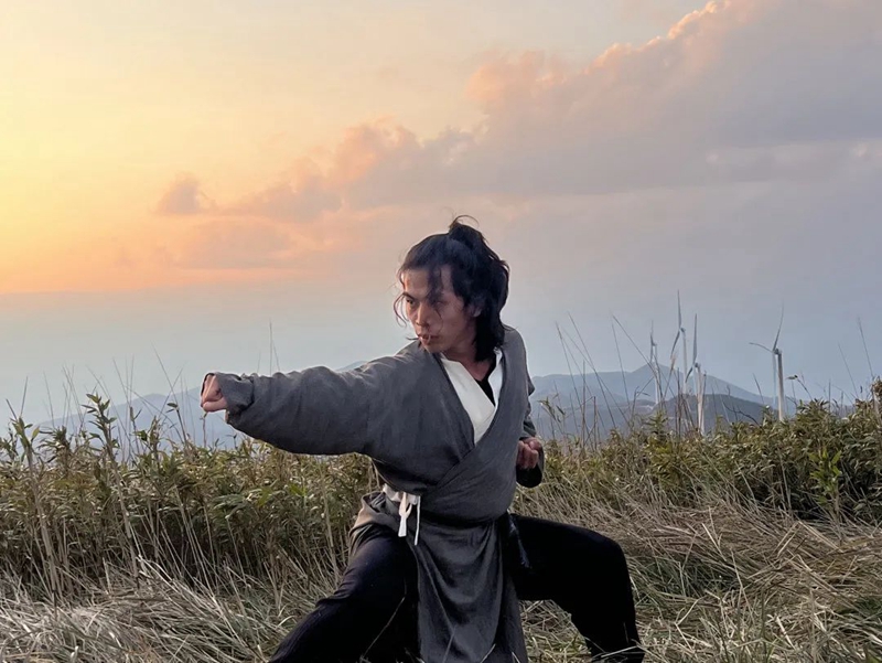 胡剑锋：以剑为锋，破茧成蝶